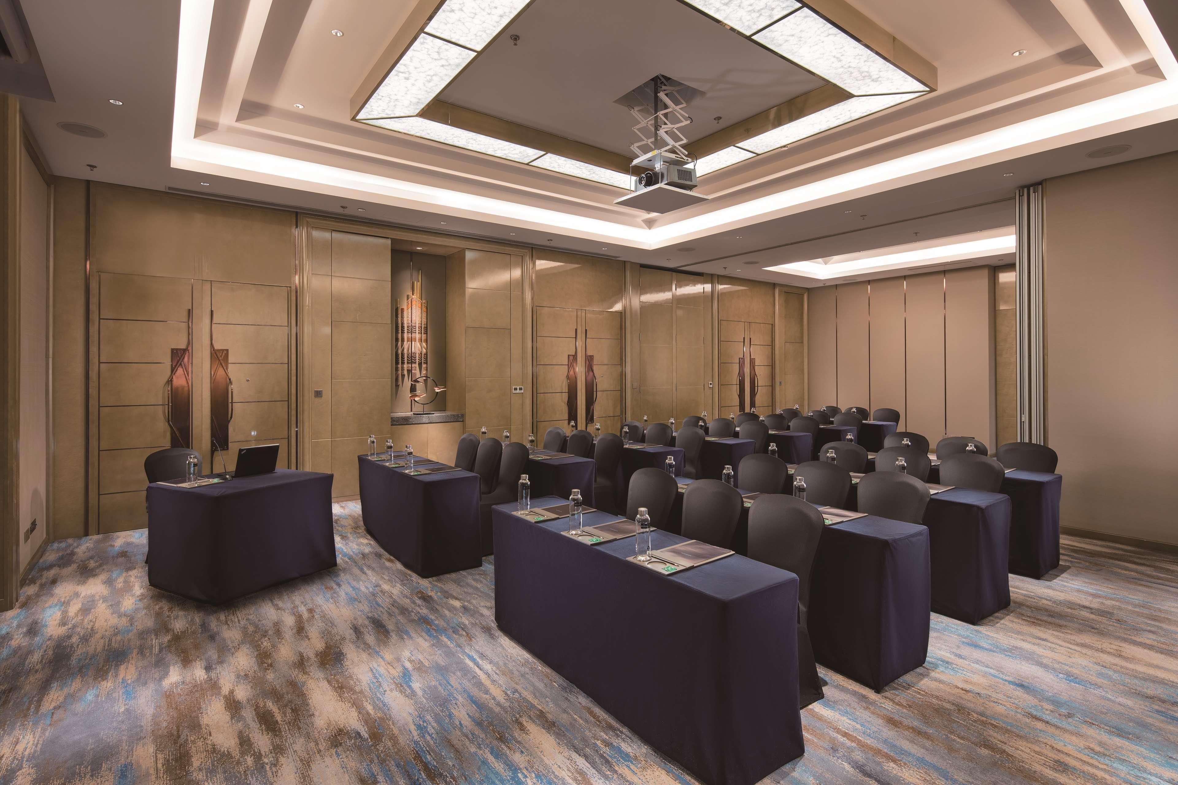 Hotel Hilton Shenyang Exterior foto